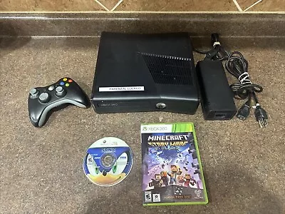 Microsoft Xbox 360 S Slim 1439 4GB Console Bundle 2 Games *Parental Lock* Read* • $59.99