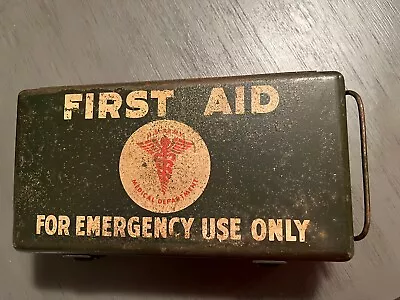 Vintage U.S. Army First Aid Kit With Contents Green Metal Box • $33.55