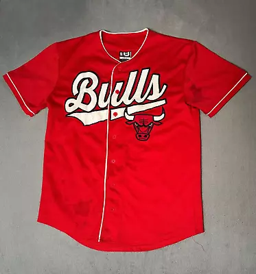 Chicago Bulls NBA Basketball Vtg Baseball Button Sports T Shirt L • $14