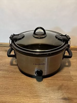 Crock-Pot 4 Quarts Cook & Carry 6-Quart Oval Portable Manual Slow Cooker -... • $22.95