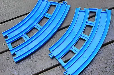 THOMAS The TANK ENGINE TOMY Blue Track Pair Of Curve Double Track Excellent • $6.93