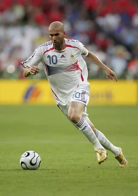 Sports Images Men Soccer Football FIFA UEFA Zinedine Zidane Photo -CL3213 • $19.98