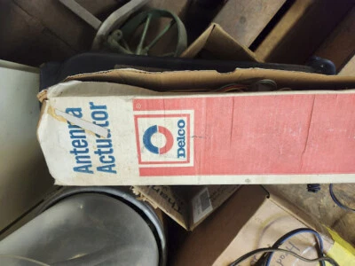 $900 • Buy Vintage Car Parts 1980-1981 Corvette Power Antenna Kit 