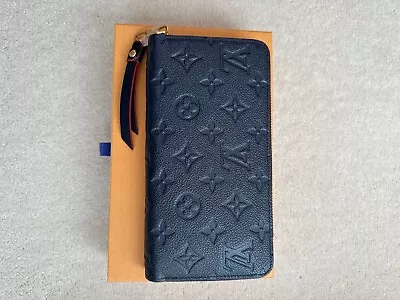 Genuine Louis Vuitton Zippy Wallet M62121 • £720