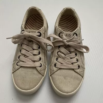 Taos Star Shoes Comfort Low Top Lace Up Sneakers Light Khaki Tab Canvas Sz. 7 • $19.99