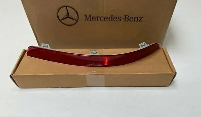 Mercedes-Benz GL-Class Genuine Rear Bumper Right Reflector GL320 GL450 GL550 NEW • $31.99