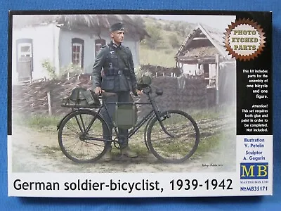 Master Box 1/35 German Soldier-bicyclist 1939-1942 World War Two • $12.95