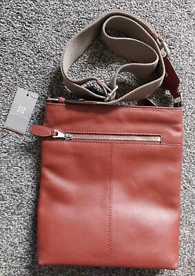 New Lakeland Leather Fairfield Crossbody Bag - Discontinued In This Colour. • £25