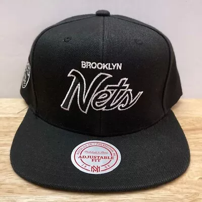 *NWT* BROOKLYN NETS Mitchell & Ness Black/White  Script  NBA Snapback Hat (OSFM) • $24.99
