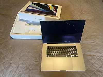 MacBook Pro A2141 16  Touch Bar 2019 2.3 GHz I9 16GB RAM 1TB SSD Spares/repairs • £260