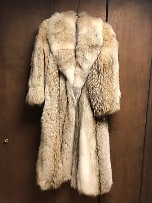 5-8869 Vintage Womens Soft Coyote Fur Full Length Coat Jacket Size 14 Style 559 • $201.50