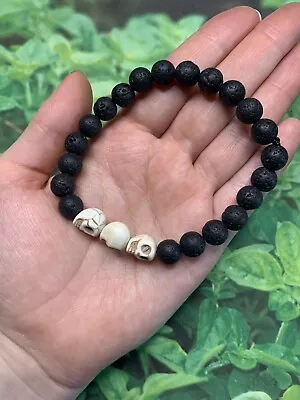 Howlite Lava Diffuser Bracelet Unisex Skull Aromatherapy Bracelet  18cm • $15