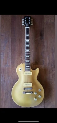 $2500 • Buy 2001 Gibson Les Paul Deluxe 30th Anniversary Limited Edition Goldtop, Near Mint