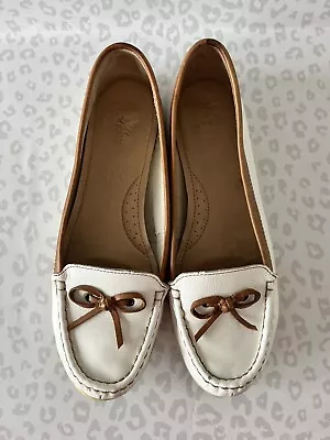 Footglove M&S White & Tan Leather Boat Shoes Deck Flats Size 6 EU 39 Used Cond • £4.99