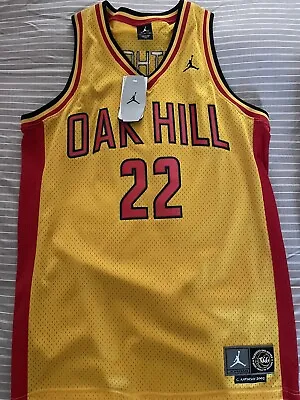 Brand New With Tag Carmelo Anthony Oak Hill Jersey • $100
