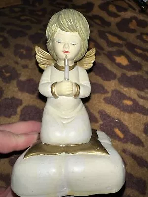 Vtg Kneeling Angel 5 1/4” Tall Taiwan • $1.99