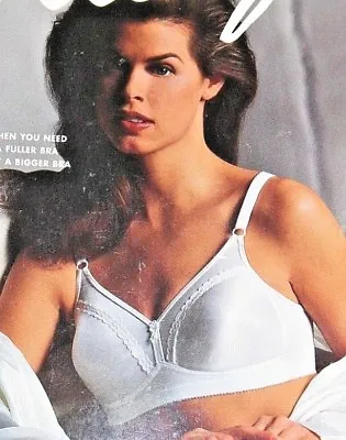 EXQUISITE FORM FULLY BRA 44D MINIMIZER  WIRE FREE Vintage • $8.99