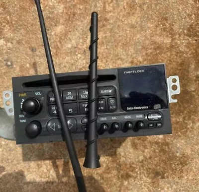 1998 C5 Corvette Radio With 2 Antennas • $45