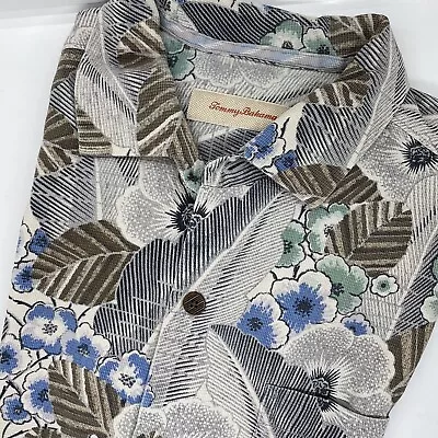 Tommy Bahama Men’s 100% Silk Floral Design Hawaiian Button Up Shirt Large • $34.99