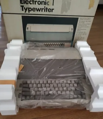 Vintage Sears Electronic 1 Typewriter With Original Box SR 1000 • $59.99