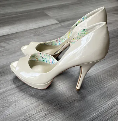 $20.56 • Buy Fergalicious Eileen Heels Womens 9.5 Ivory Patent Peep Toe Dorsay Platform Shoes