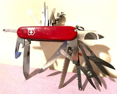 Victorinox SwissChamp Swiss Army Red Multi-Tool 91MM Knife - Excellent Condition • $59.99