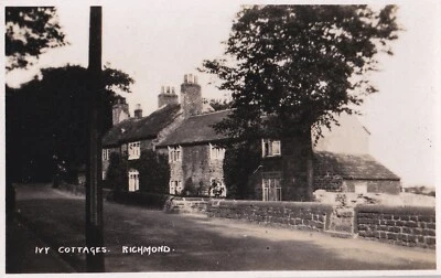 £2 • Buy CIRCA 1920s RP POSTCARD: IVY COTTAGES, RICHMOND, RICHMONDSHIRE, NORTH YORKSHIRE