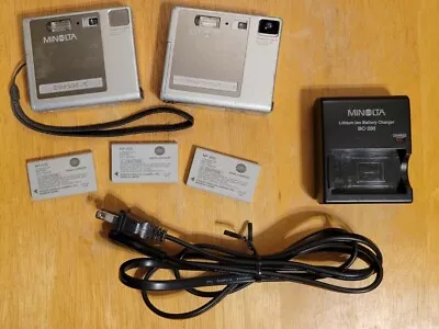 Lot Of 2 Konica Minolta Dimage X Digital Cameras 3X With 3 Batteries And Charger • $49.99