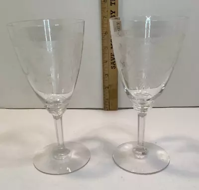 2 - VINTAGE HEISEY Glass Pied Piper 7 1/8  Water Goblets • $34.99