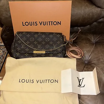 $2200 • Buy Louis Vuitton Favourite MM
