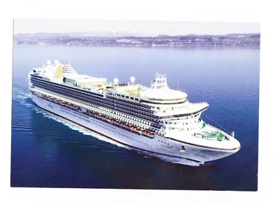 Postcard P&O Ventura Cruise Ship (Unposted) • £2.99