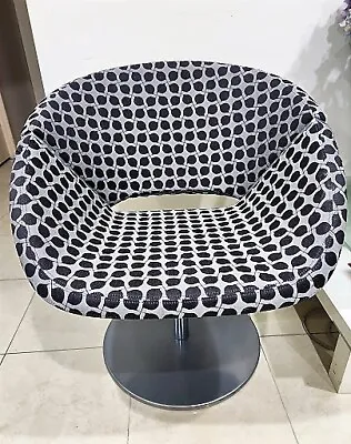 $50 • Buy Commercial Office Swivel Chair,can Spin Around, Solid Base Rrp$2000