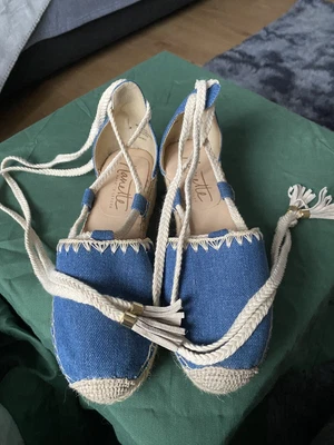£4.99 • Buy Ladies Espedrilles UK 4 /US /shoes Size 6 By Nanette Lepore