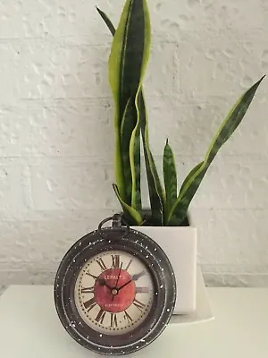 Retro Fridge Magnet Clock Rustic Magnetic Vintage Cast Iron Small Wall Clock  • $12.22