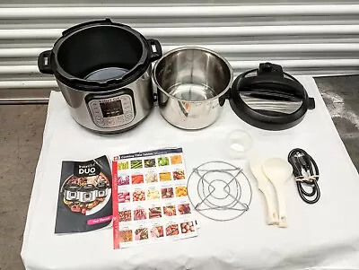 Instant Pot IP-DUO60 V3 6 Quart Electric Pressure Cooker EUC. Used Once. • $69.99