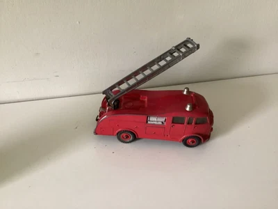 £10 • Buy Dinky Supertoys Fire Engine 955.