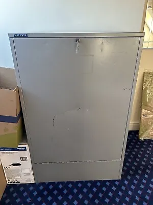 Metal Map Cabinet • £10