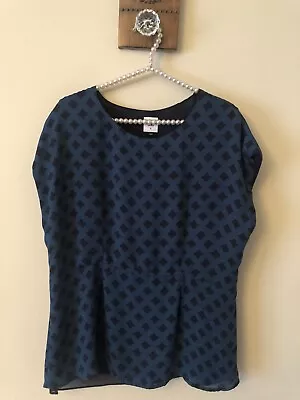 Cabi Womens Size Medium Blue Foulard Peplum Blouse Cap Sleeve • $15.99