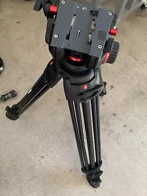 Manfrotto Fluid Head And 546B Tripod System W/ Carrying Bag And Roller Container • $400