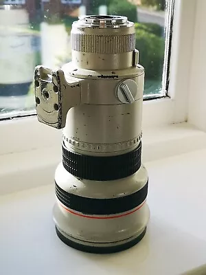 Canon EF 300mm F2.8 L Ultrasonic Lens • £850