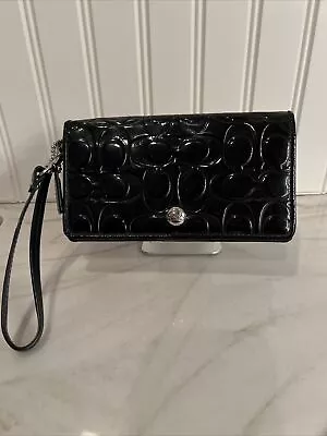 Coach Peyton Signature Embossed Black Patent Leather Snap Wristlet Wallet VNTAGE • $40