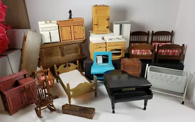 Vintage Wood Dollhouse Furniture 1:12 Lot • $1.99