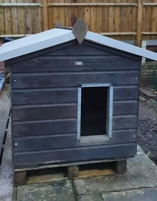 Outdoor Dog Kennel / House Winter Weather Proof Insulated - Used • £50