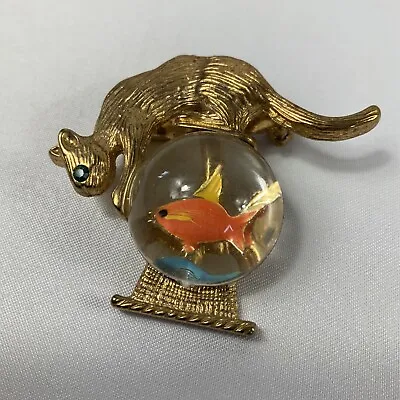 Vintage Gold Tone Metal Curious Cat On Goldfish Bowl Brooch • $29.95