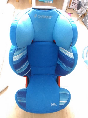 £50 • Buy Maxi-Cosi RodiFix Air Protect Group 2 And 3 Car Seat (Watercolour Blue) U S E D