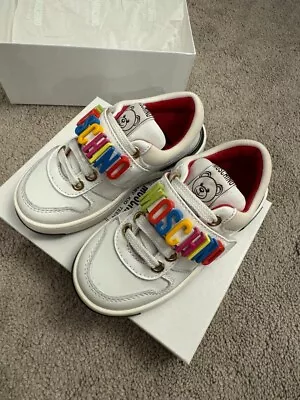 Moschino Kid-Teen Sneakers White Leather Lace-Up Trainers - 2   • $199