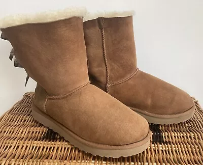 Ugg Classic Bailey Bow Chestnut Tan Suede Sheepskin Boots UK 7.5 / US 9 / EU 40 • £40