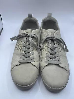 Lacoste Carnaby Leather Sneakers Shoes Size Women's US 8 Lace Up Oatmeal Beige • $29.99