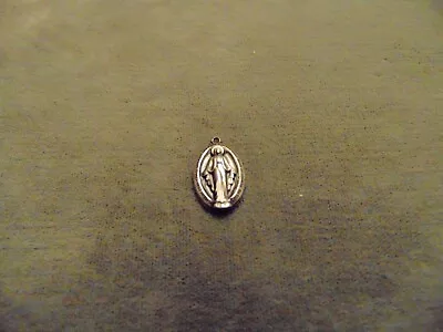 Vintage Creed Sterling Silver Miraculous Medal/Pendant • $50