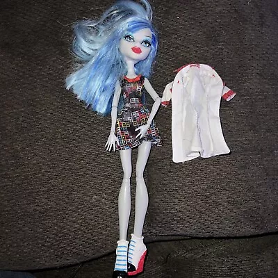 2008 Monster High Mad Science Ghoulia Yelps • $24.99